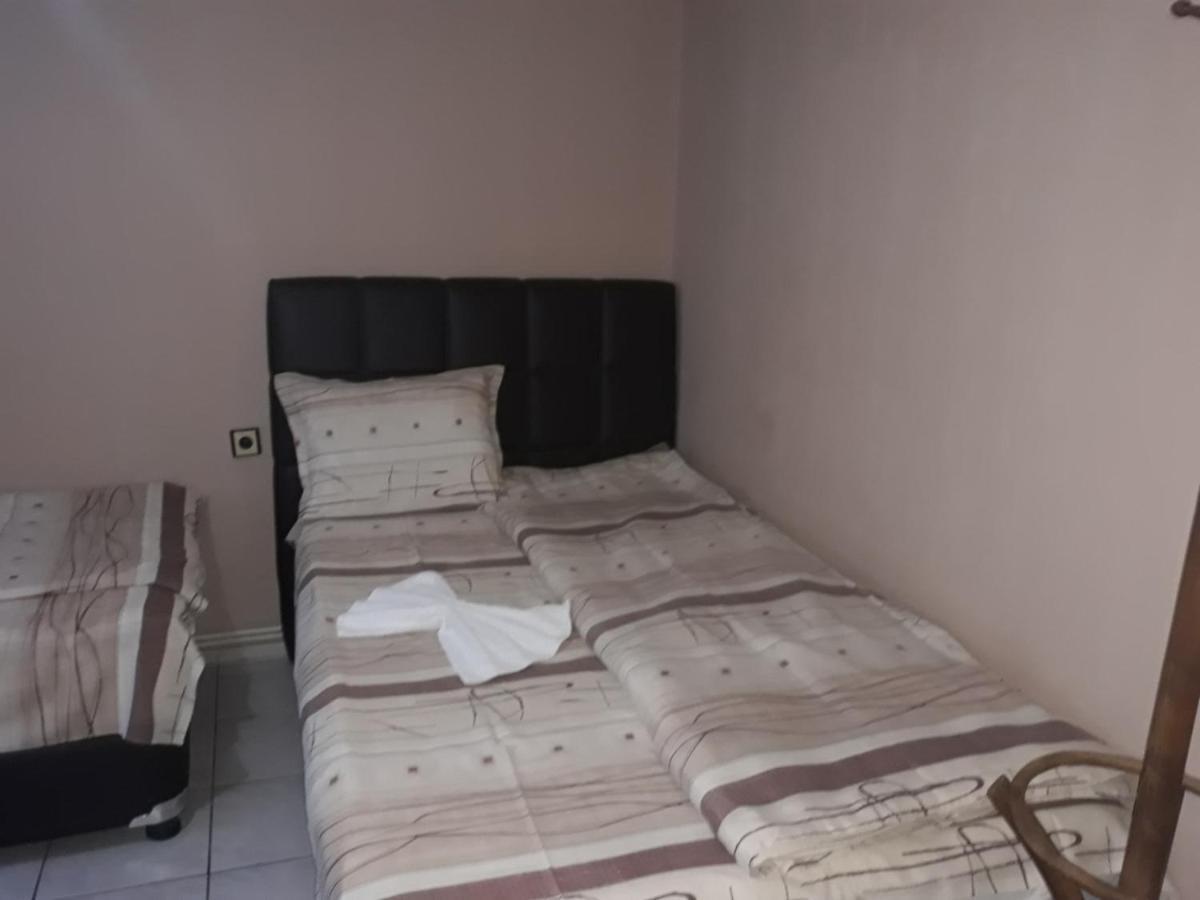 Къща За Гости "Чекичев" Svilengrad Ngoại thất bức ảnh