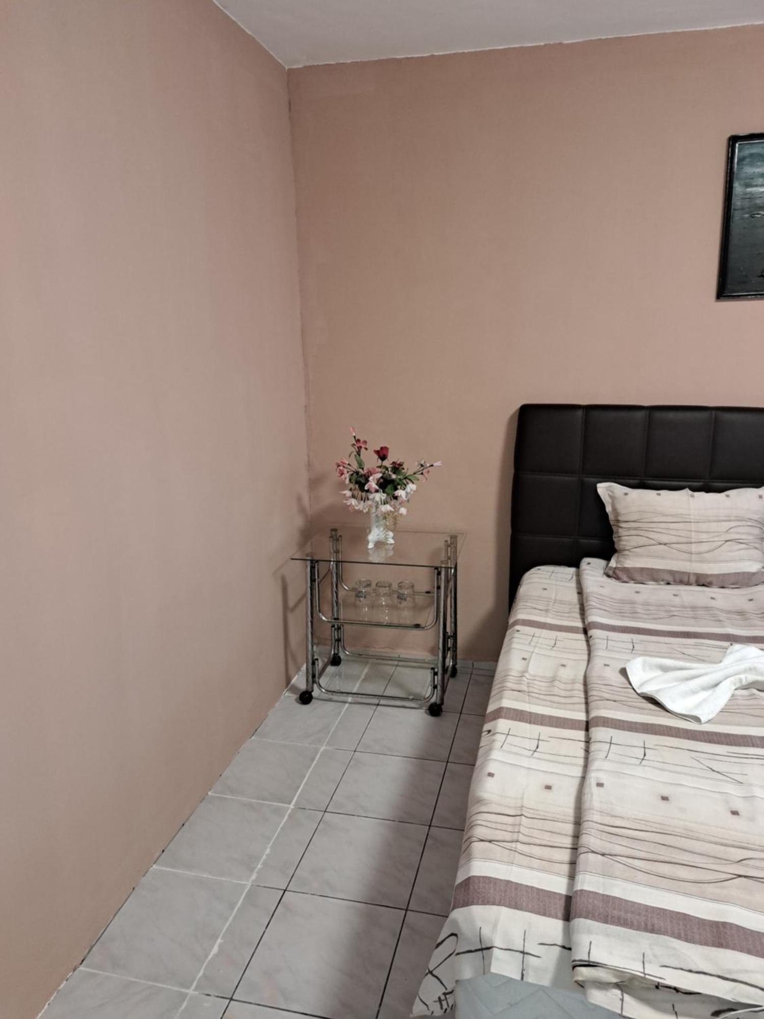 Къща За Гости "Чекичев" Svilengrad Ngoại thất bức ảnh
